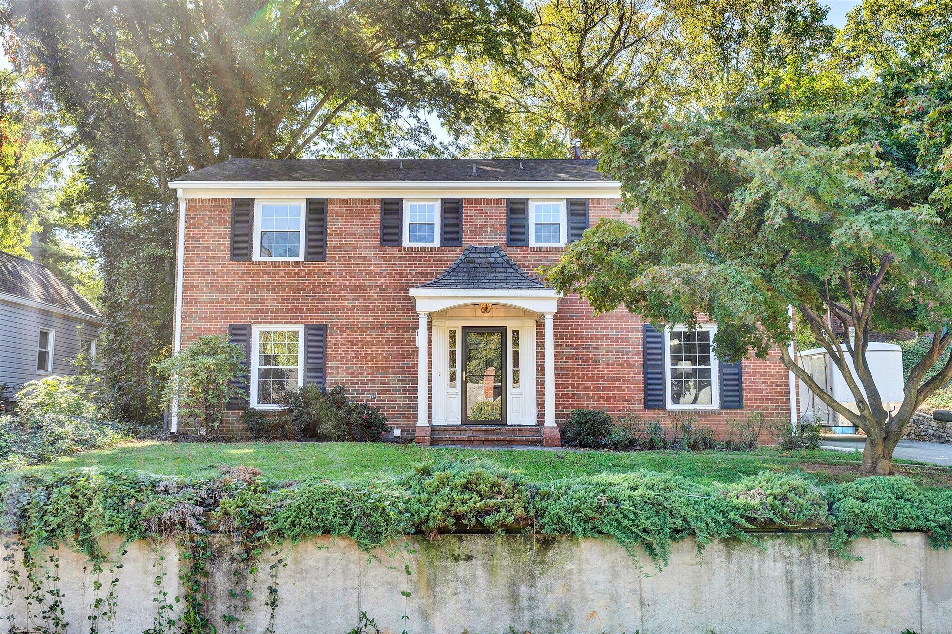 1130 Welch Road Southwest Roanoke, VA 24015 - Photo 3 of 42 03-DSC0413