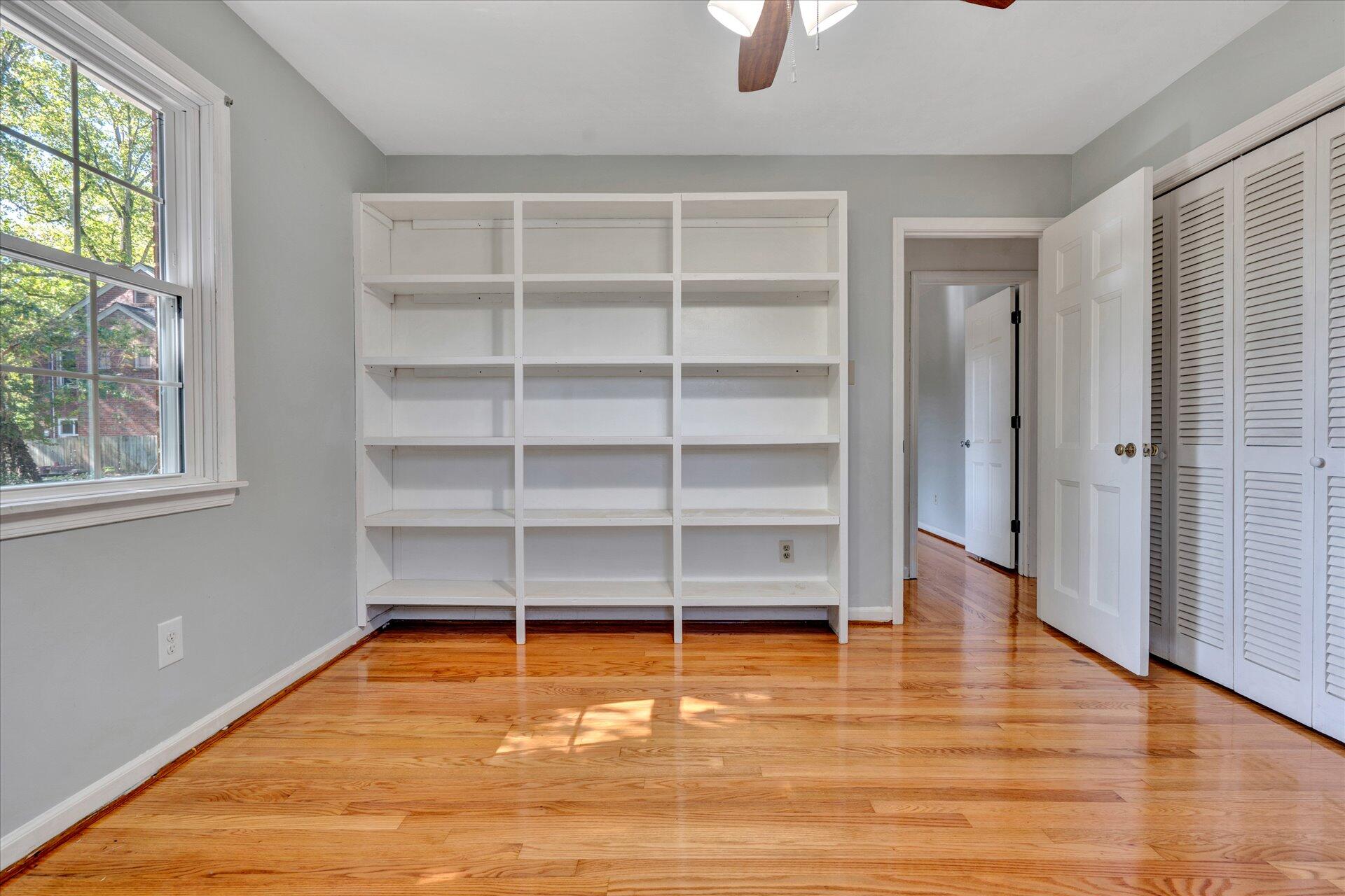 1130 Welch Road Southwest Roanoke, VA 24015 - Photo 34 of 42 35-DSC0536