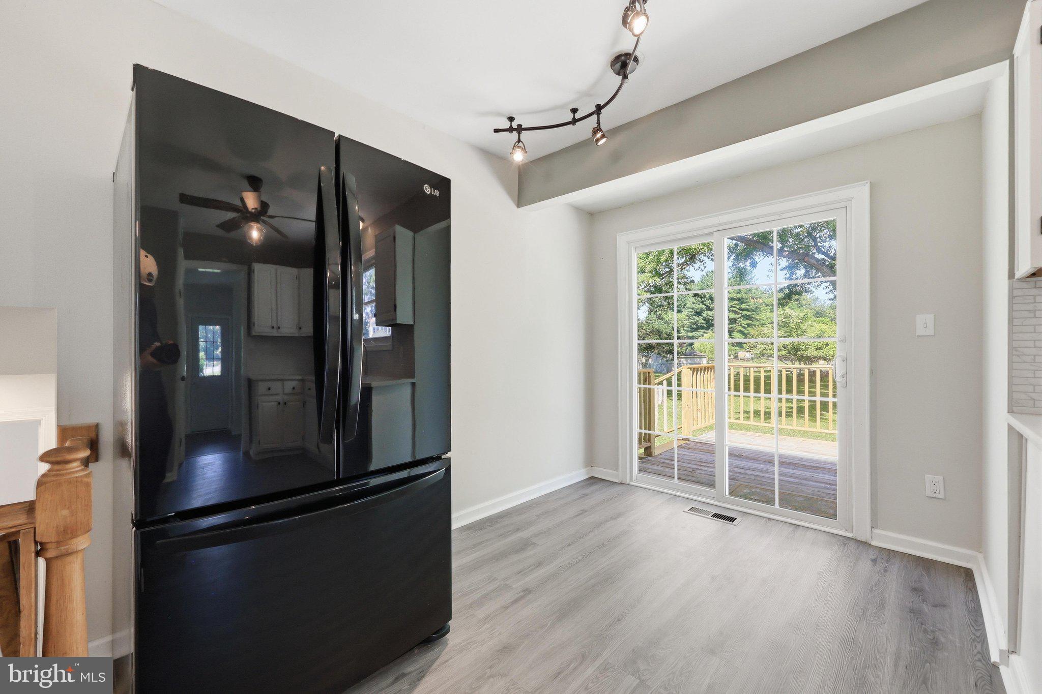 8215 Virginia Lane Frederick, MD 21704 - Photo 15 of 51 Dining Room