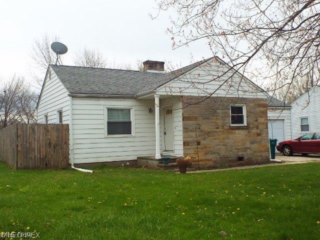 7422 Lake Road East Madison, OH 44057 - Photo 2 of 10 Gallery Image 2