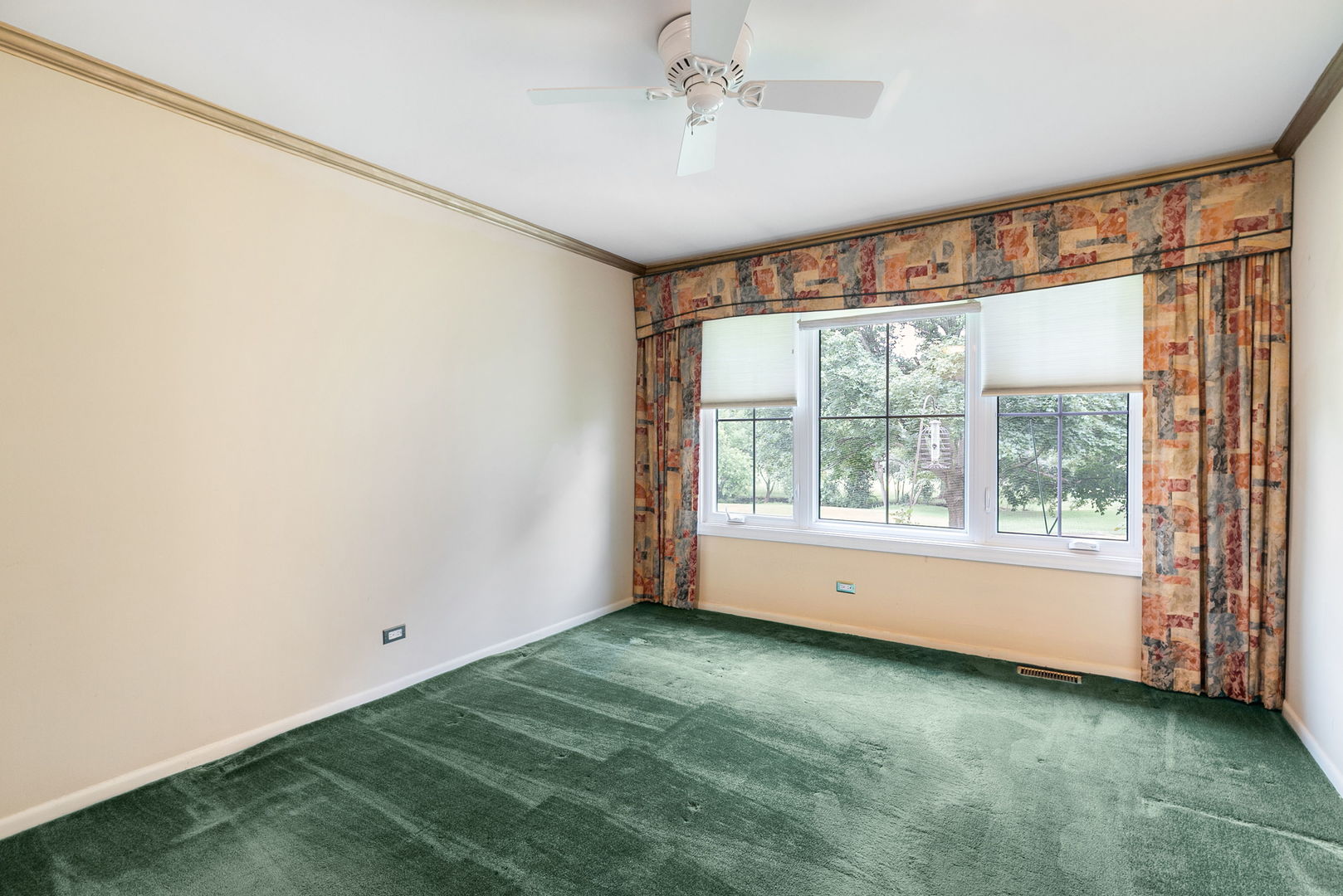732 Chandler Road, Unit 732 Gurnee, IL 60031 - Photo 9 of 20 Gallery Image 9
