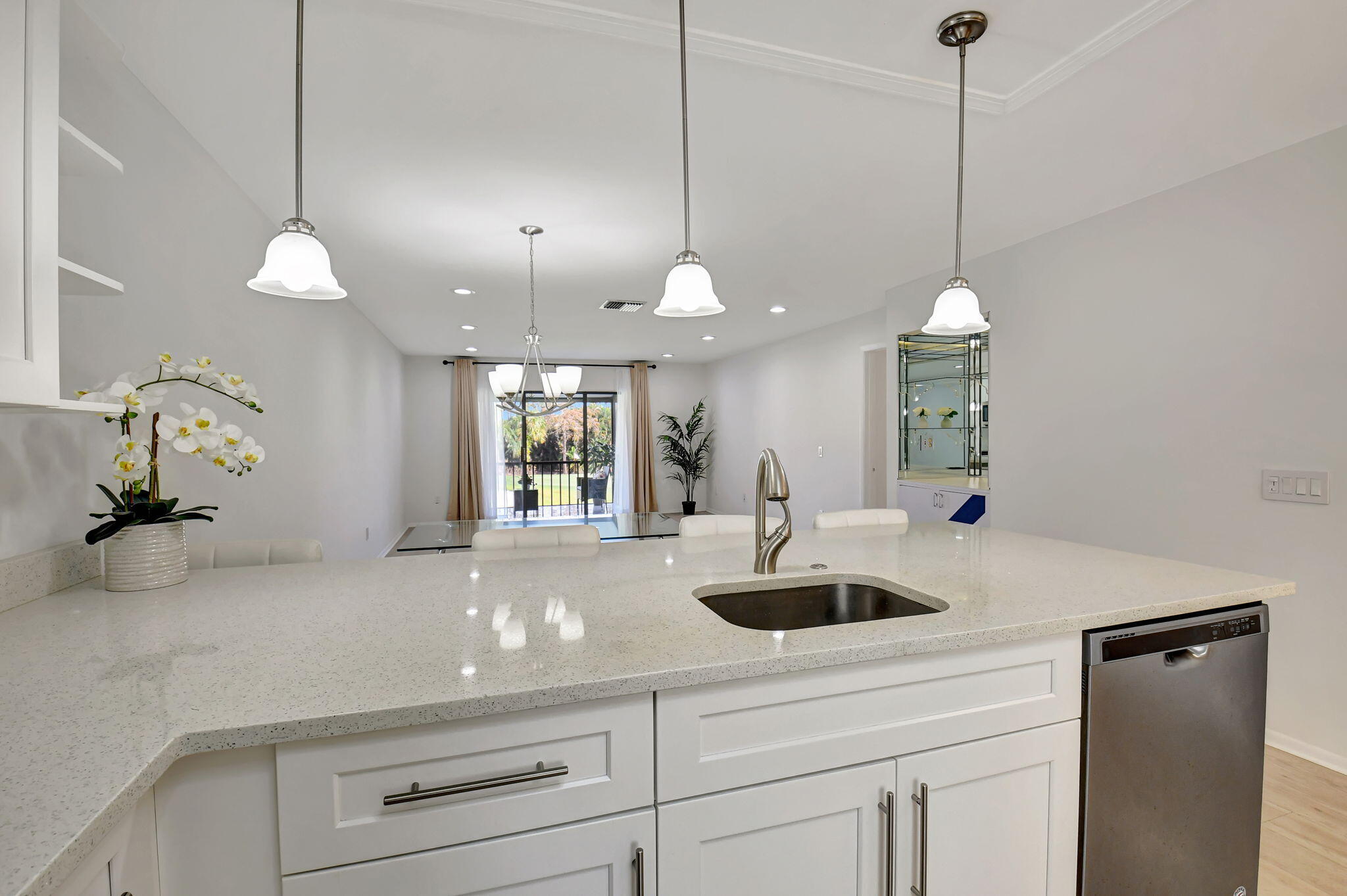 8315 Casa Del Lago, Unit F Boca Raton, FL 33433 - Photo 6 of 55 9-web-or-mls-DSC_7542