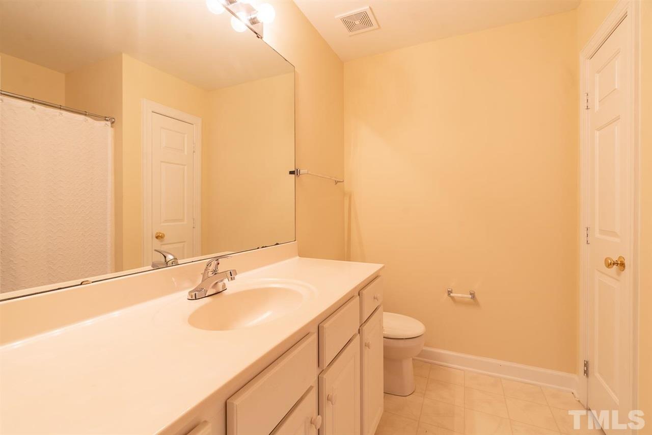 9056 Grassington Way Raleigh, NC 27615 - Photo 23 of 28