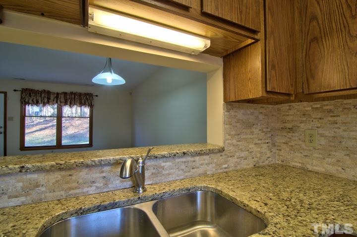 24 Georgetown Court Durham, NC 27705 - Photo 5 of 18