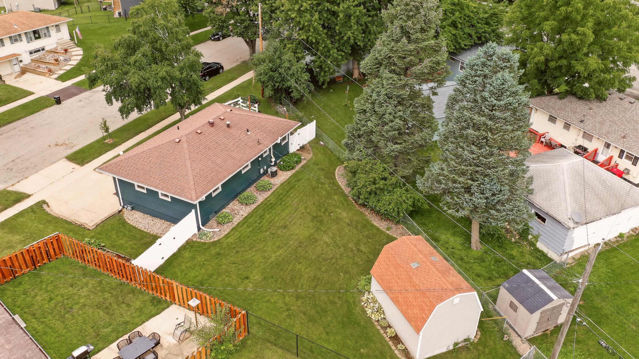 1810 25th Avenue Northwest Rochester, MN 55901 - Photo 32 of 38