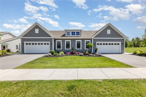 $594,900 | 38 Chase Meadow Trail, Mendon, NY 14472