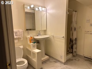 13440 Knaus Road Lake Oswego, OR 97034 - Photo 4 of 18 Accessory Dwelling Unit