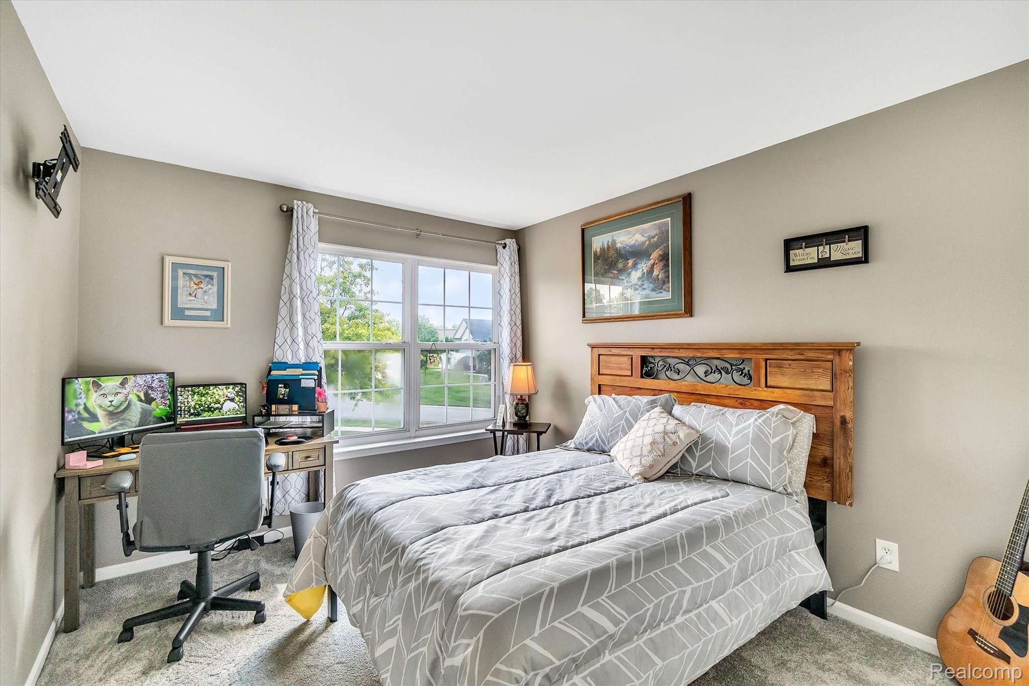 4309 Hampton Ridge Boulevard Howell, MI 48843 - Photo 30 of 38 30-4309-Hampton-Ridge-WindowStill-Real-Estate-Photography-30.jpg