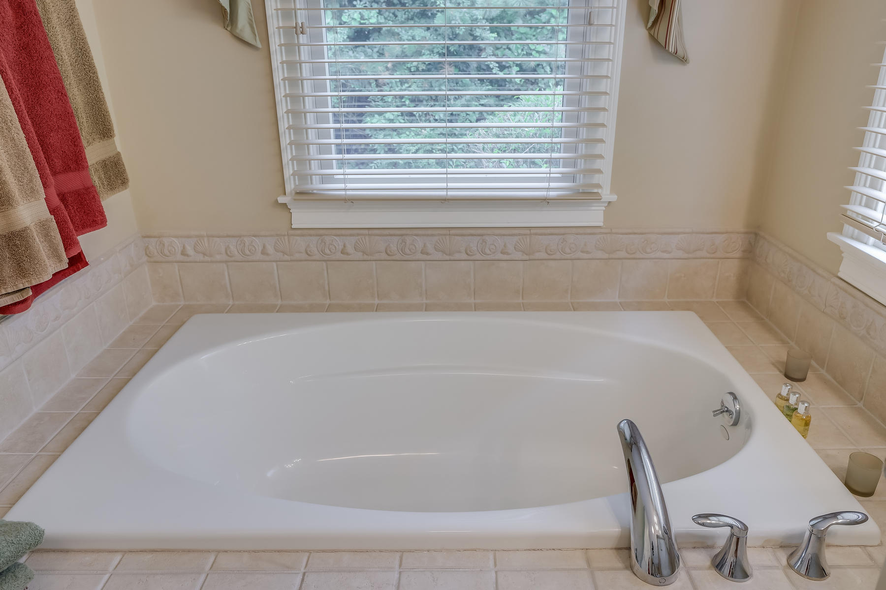 57 Pochet Road Orleans, MA 02653 - Photo 30 of 40 Master Bath