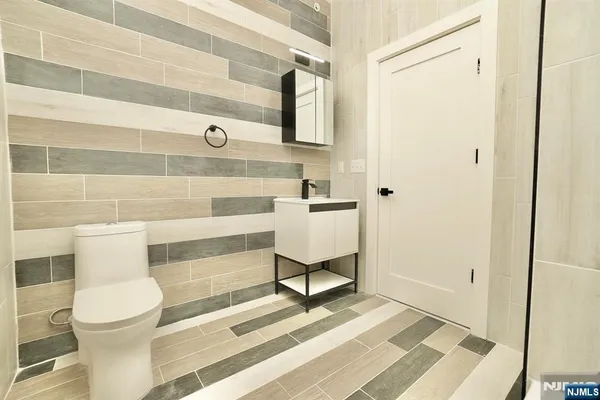 $1,675 | 536-540 Central Avenue, Unit 503, Newark, NJ 07107