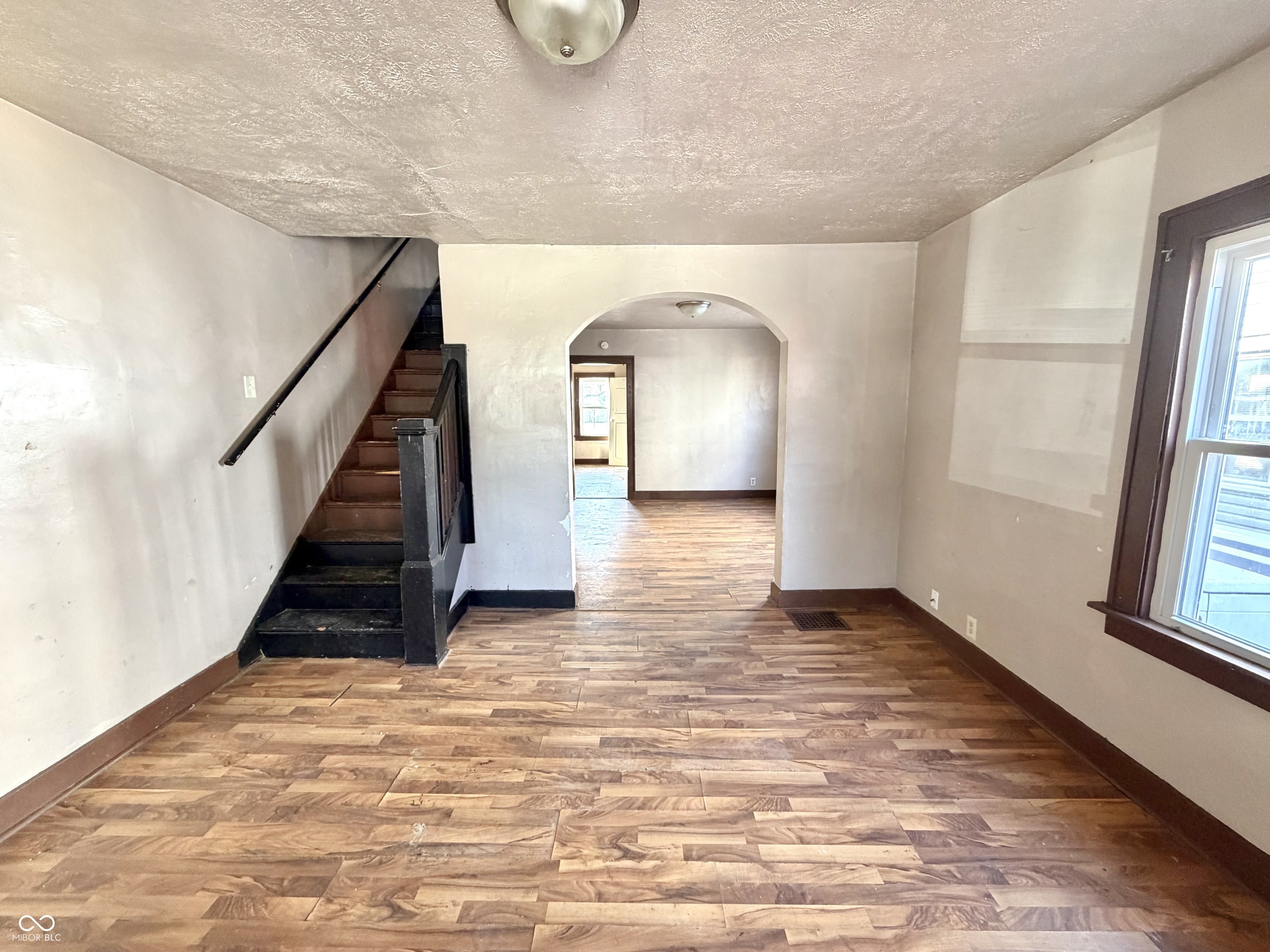 1121 East 30th Street Anderson, IN 46016 - Photo 4 of 20