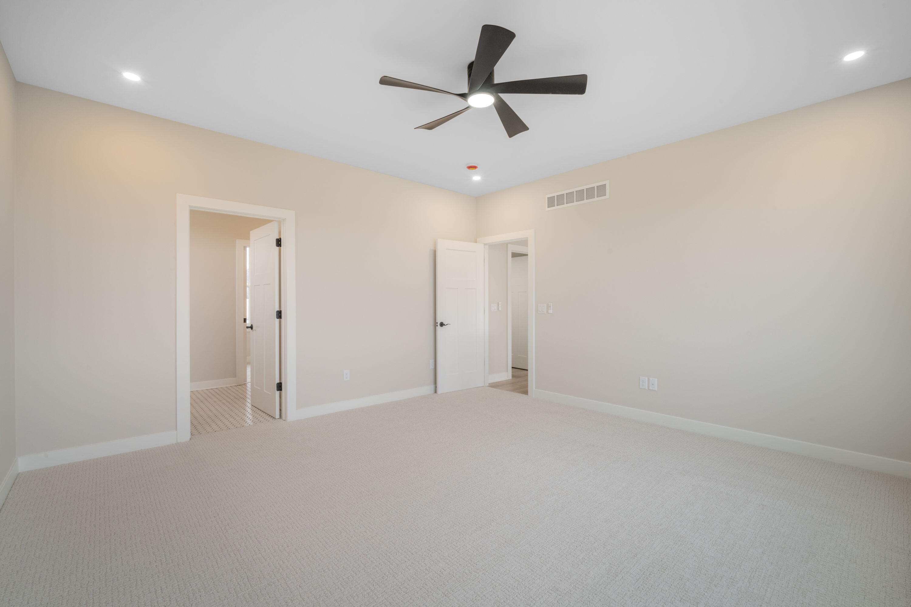 821 Tyler Way Richfield, WI 53017 - Photo 25 of 29 22_imgDSC09594