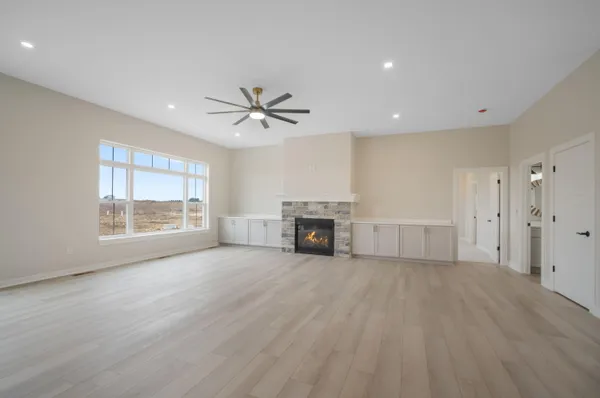 $869,900 | 821 Tyler Way, Richfield, WI 53017