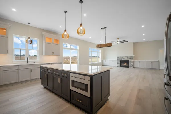 $869,900 | 821 Tyler Way, Richfield, WI 53017