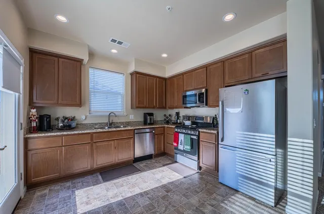 $639,000 | 670 Bikle Drive, King City, CA 93930