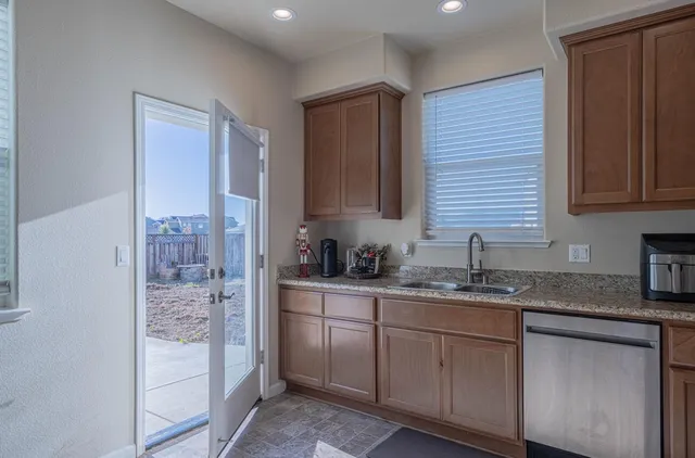 $639,000 | 670 Bikle Drive, King City, CA 93930