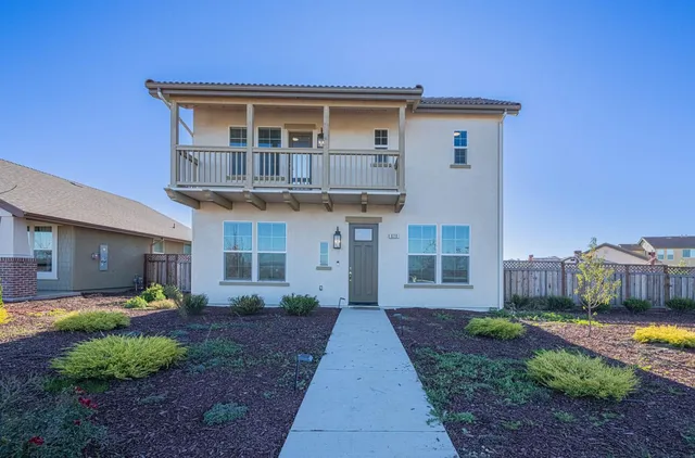 $639,000 | 670 Bikle Drive, King City, CA 93930