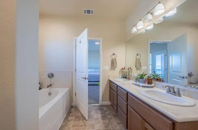 $639,000 | 670 Bikle Drive, King City, CA 93930