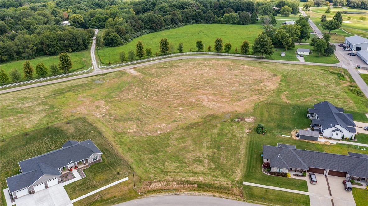 9 North Country Club Road Effingham, IL 62401 - Photo 5 of 6