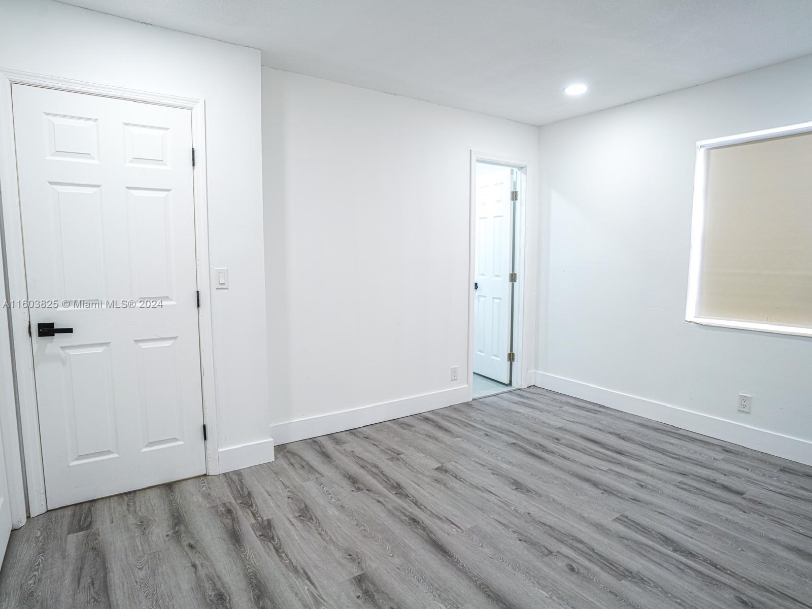 1658 West 10th Street Riviera Beach, FL 33404 - Photo 17 of 32 Gallery Image 17