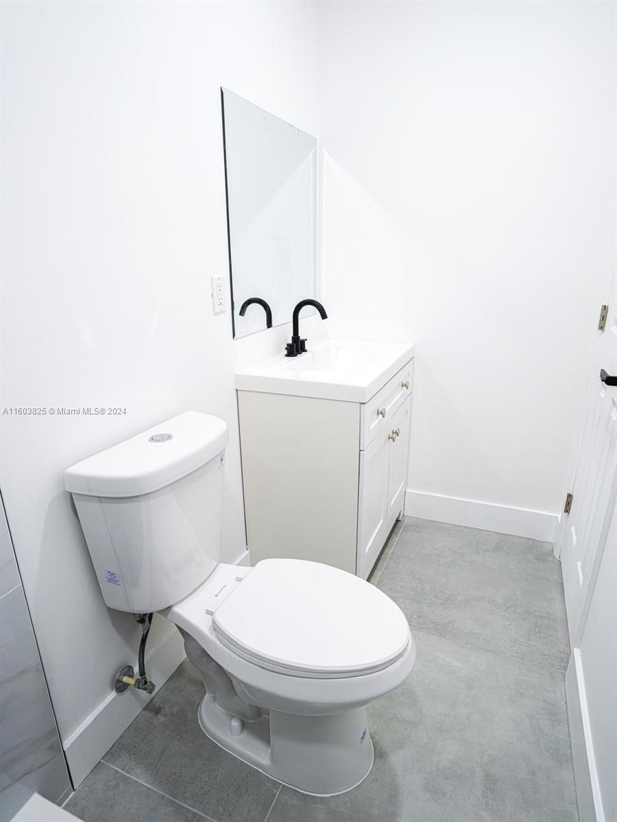 1658 West 10th Street Riviera Beach, FL 33404 - Photo 21 of 32 Gallery Image 21