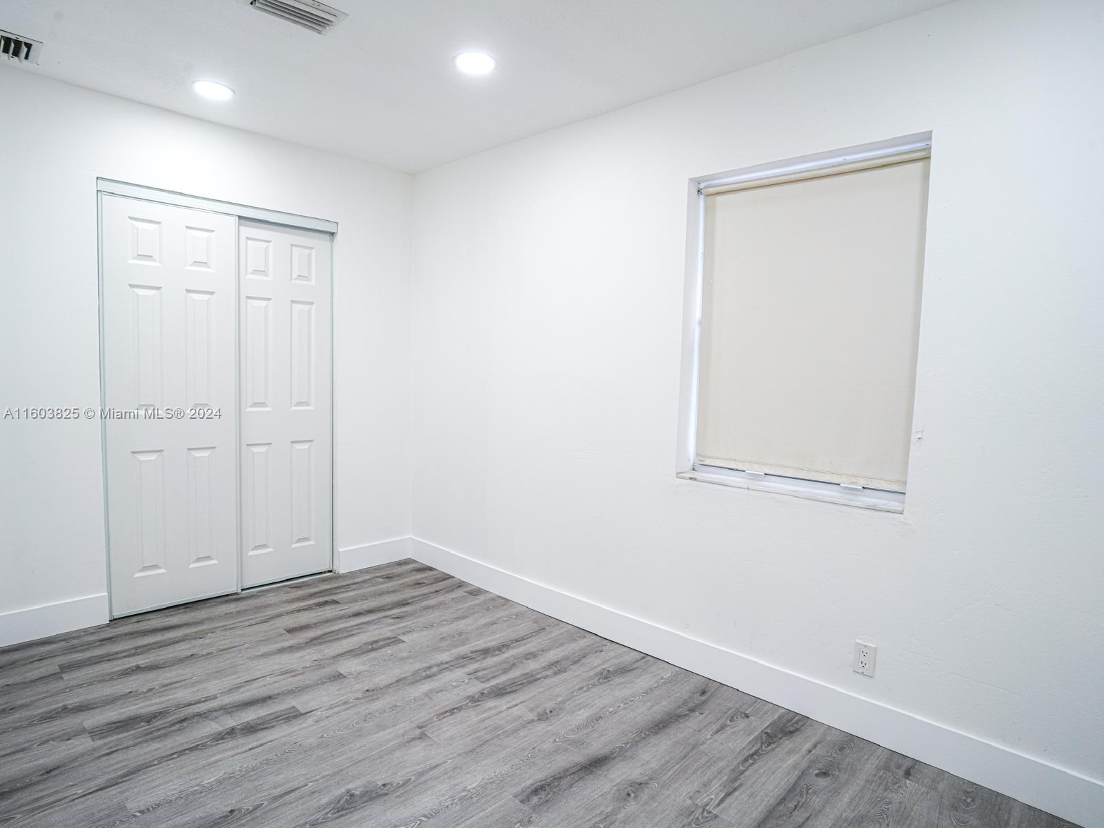 1658 West 10th Street Riviera Beach, FL 33404 - Photo 29 of 32 Gallery Image 29