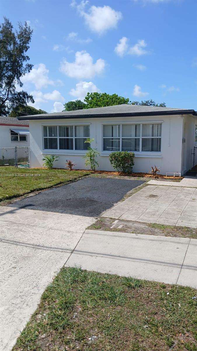 1658 West 10th Street Riviera Beach, FL 33404 - Photo 32 of 32 Gallery Image 32