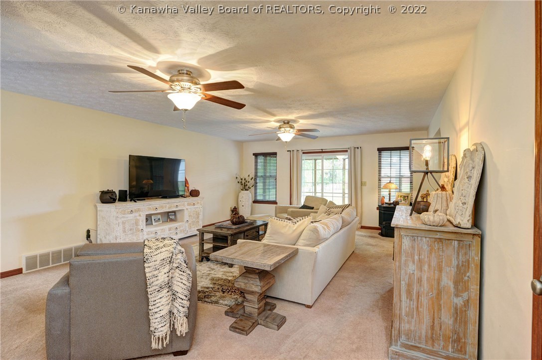 247 Maple Road Hurricane, WV 25526 - Photo 18 of 28 Gallery Image 18