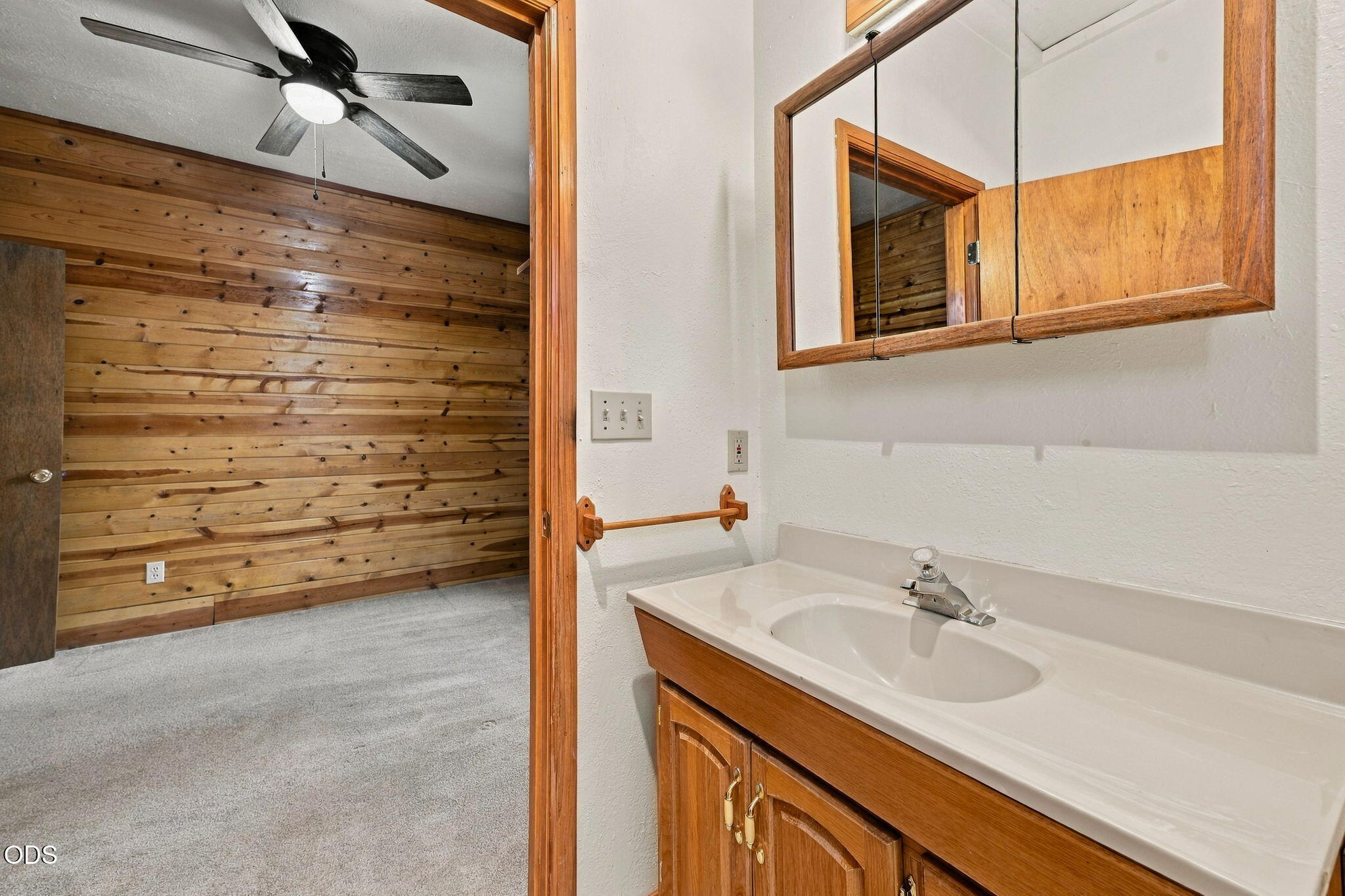 19202 Cherokee Road Bend, OR 97702 - Photo 24 of 42 Gallery Image 24