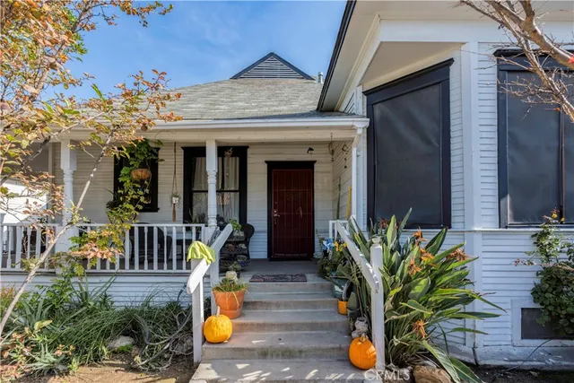 $520,000 | 2124 E Street, Unit ABC, Bakersfield, CA 93301