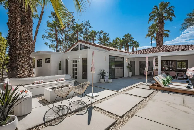 $3,400,000 | 246 West Vereda Norte, Palm Springs, CA 92262