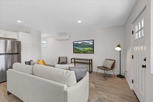 $1,918,900 | 1912 West Buckeye Avenue, Unit 1914 1916 & 1918, Spokane, WA 99205