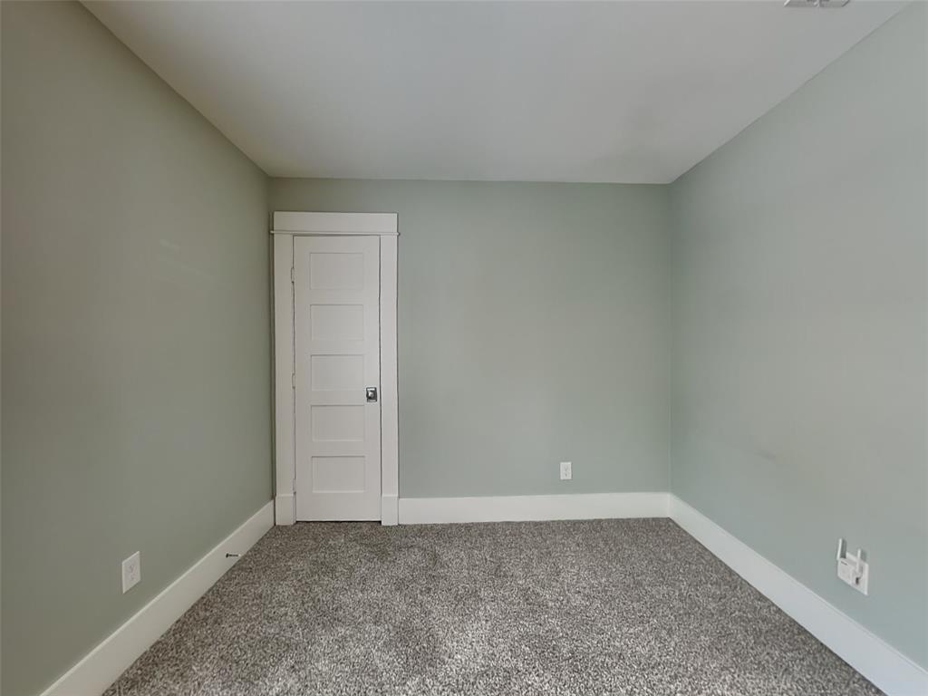 5536 Tremont Street Dallas, TX 75214 - Photo 19 of 21 a view of an empty room