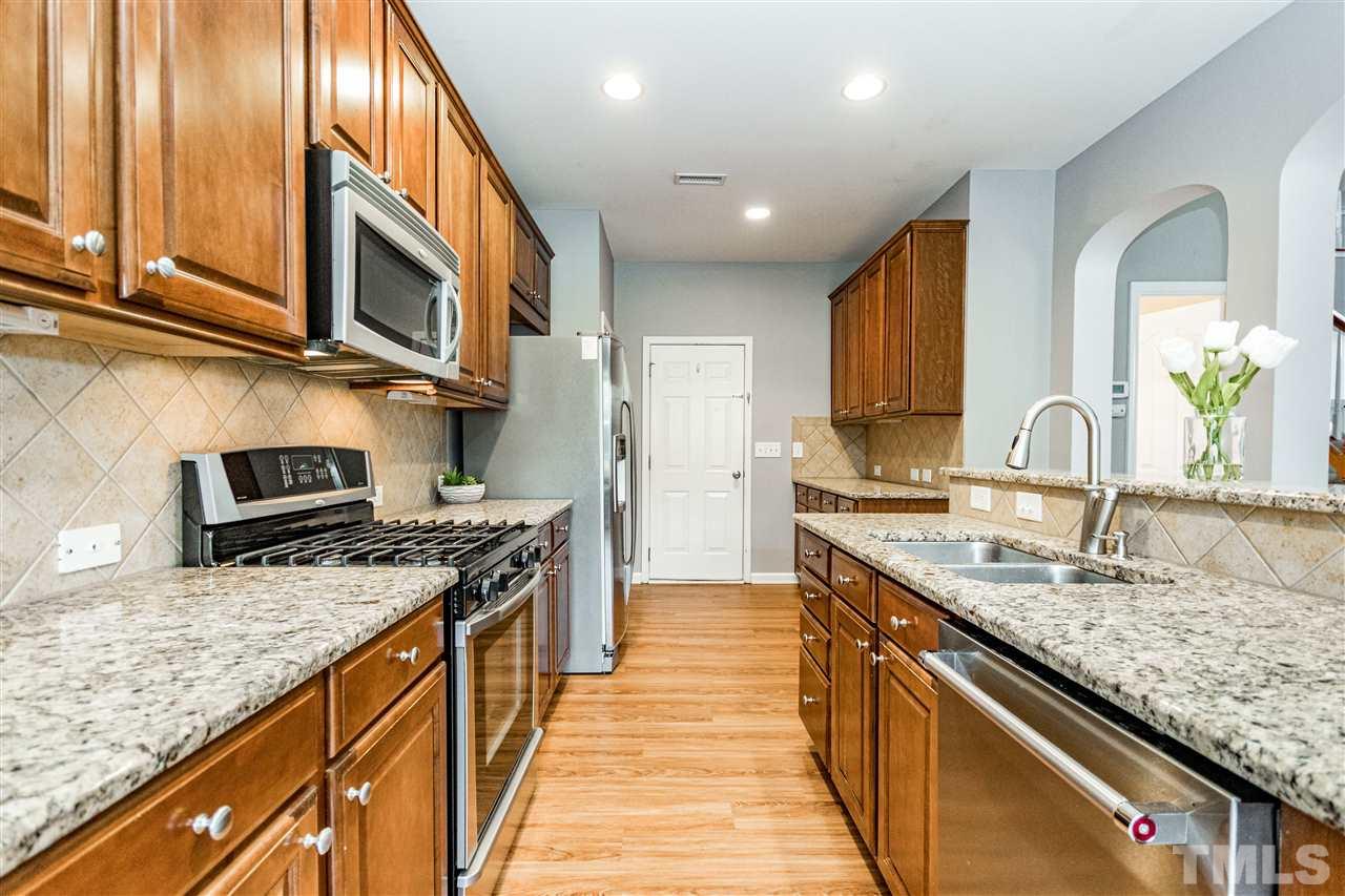 2810 Casona Way Raleigh, NC 27616 - Photo 6 of 29 Gallery Image 6