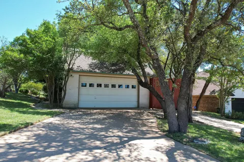 $1,025,000 | 9402 Bluegrass Drive, Austin, TX 78759