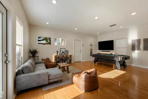 $1,025,000 | 9402 Bluegrass Drive, Austin, TX 78759