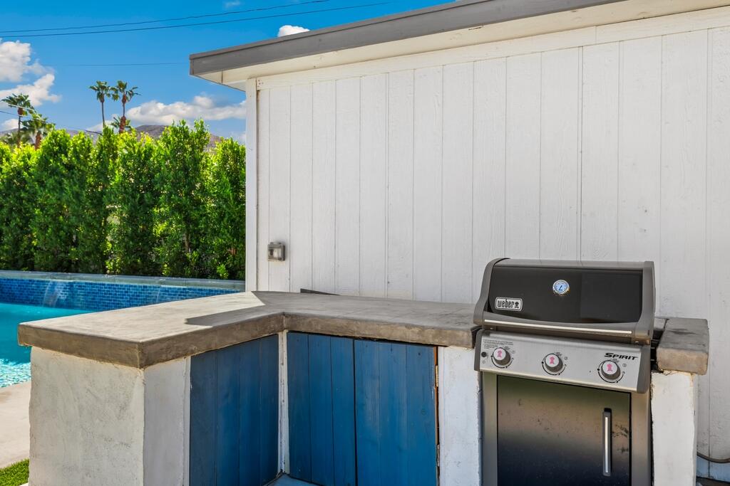 38855 Paradise Way Cathedral City, CA 92234 - Photo 51 of 67 56