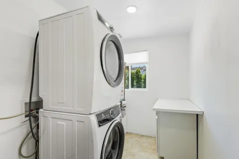 $865,000 | 38855 Paradise Way, Cathedral City, CA 92234