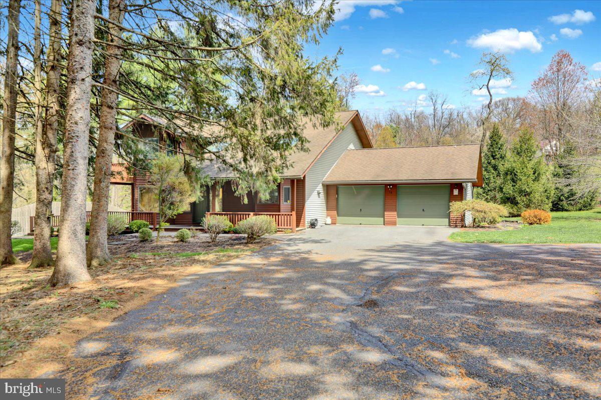 70 Keller Road Fleetwood, PA 19522 - Photo 3 of 61