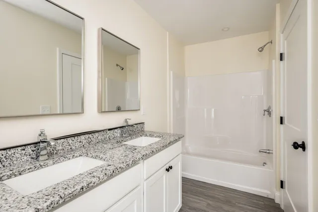 $419,900 | 725-727 Central Avenue, Unit 203, Dover, NH 03820