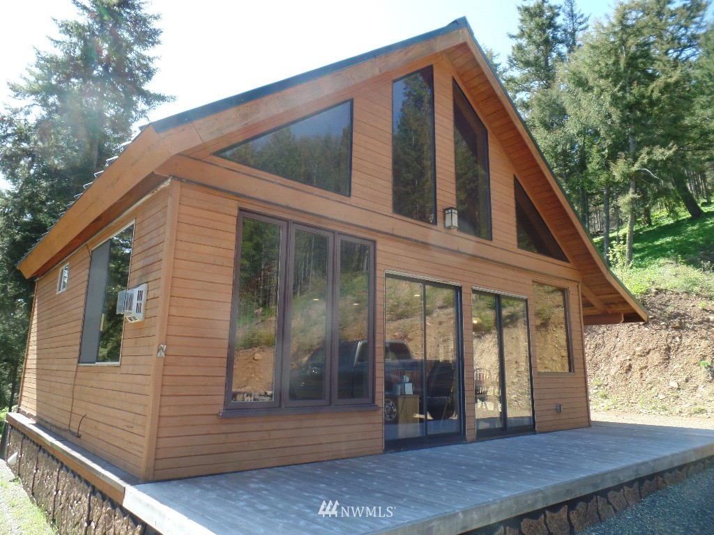 3200 Emerick Road Cle Elum, WA 98922 - Photo 1 of 23 Gallery Image 1