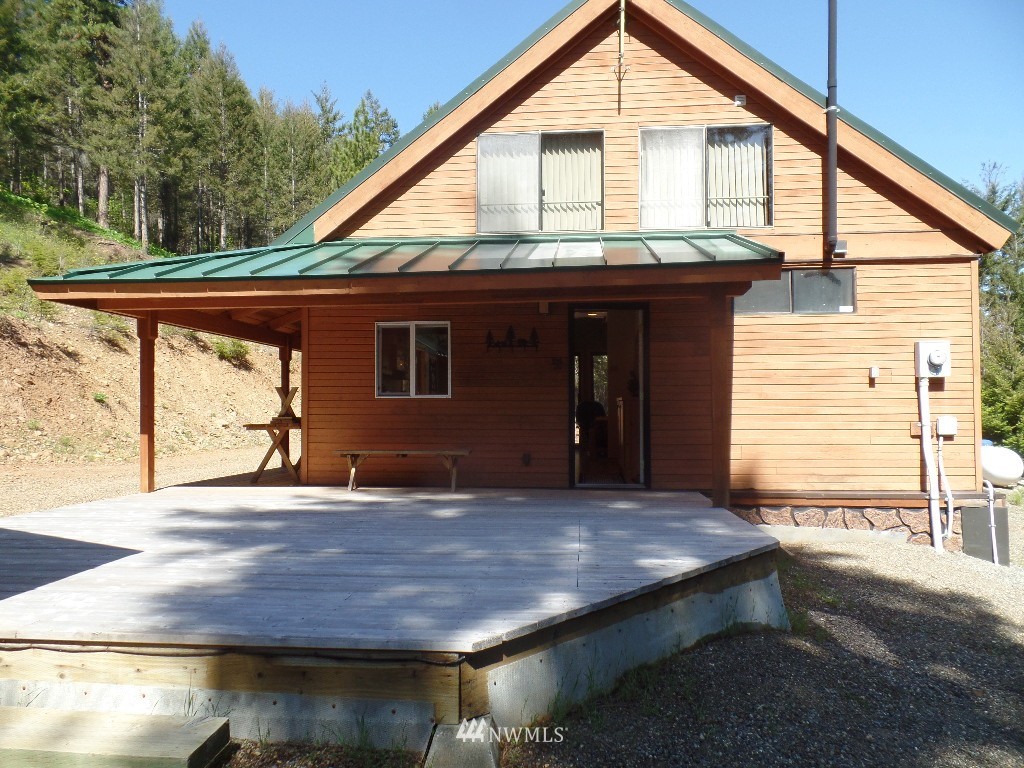 3200 Emerick Road Cle Elum, WA 98922 - Photo 2 of 23 Gallery Image 2