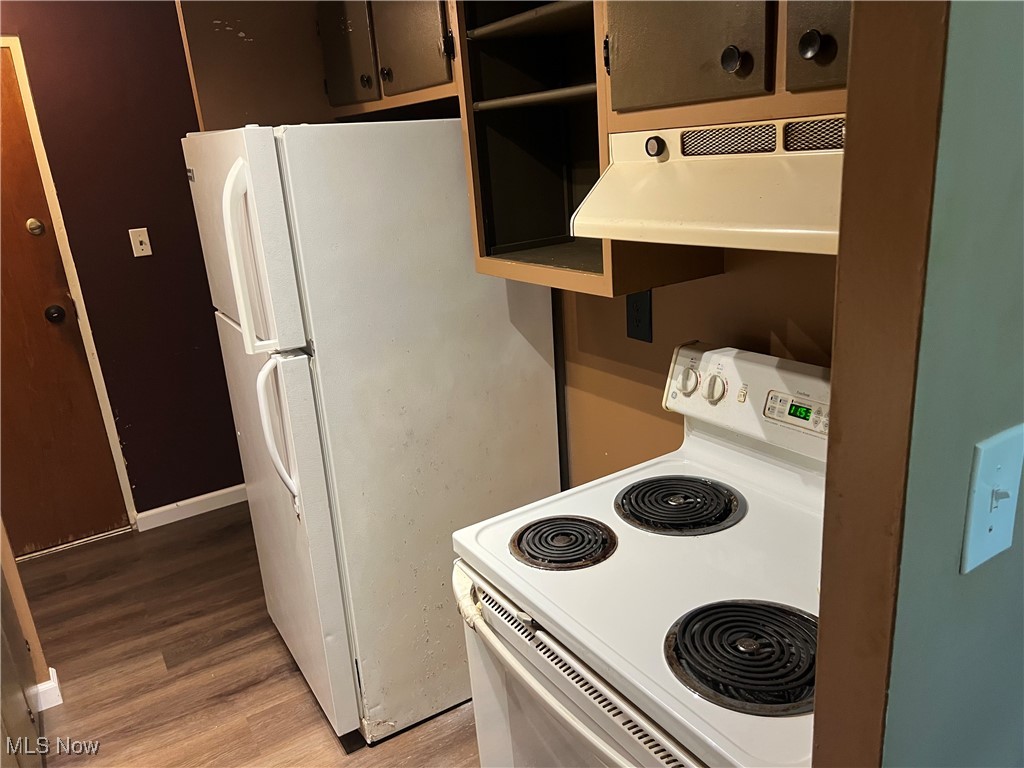 20312 Lorain Road, Unit 111 Fairview Park, OH 44126 - Photo 13 of 19