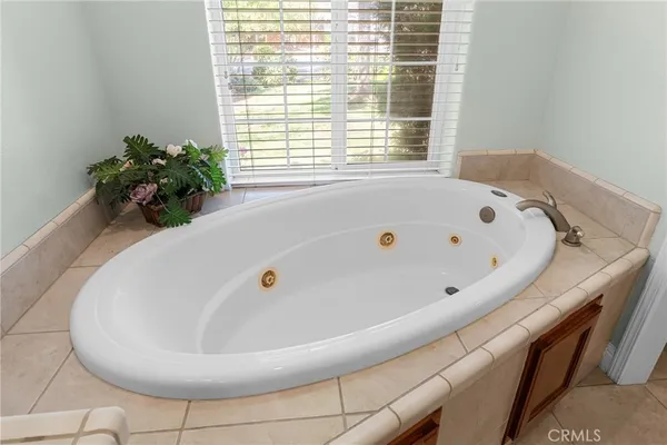 $840,000 | 14 Sparrow Hawk Lane, Chico, CA 95928