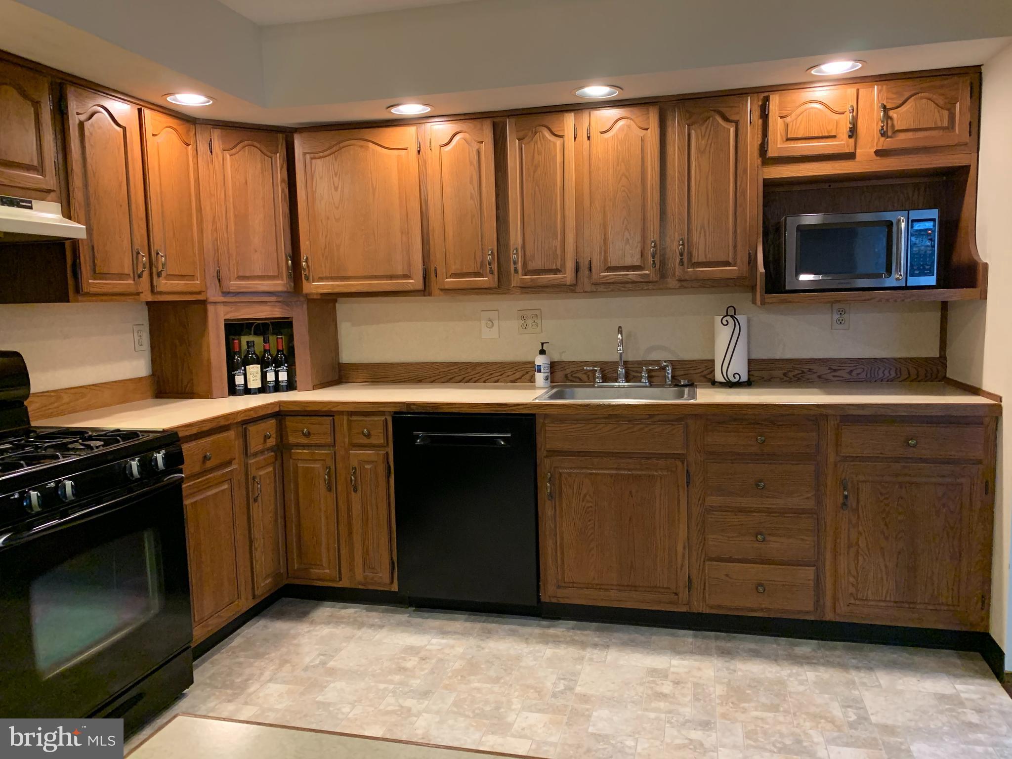 3021 Sheppard Road Bensalem, PA 19020 - Photo 3 of 18 Kitchen