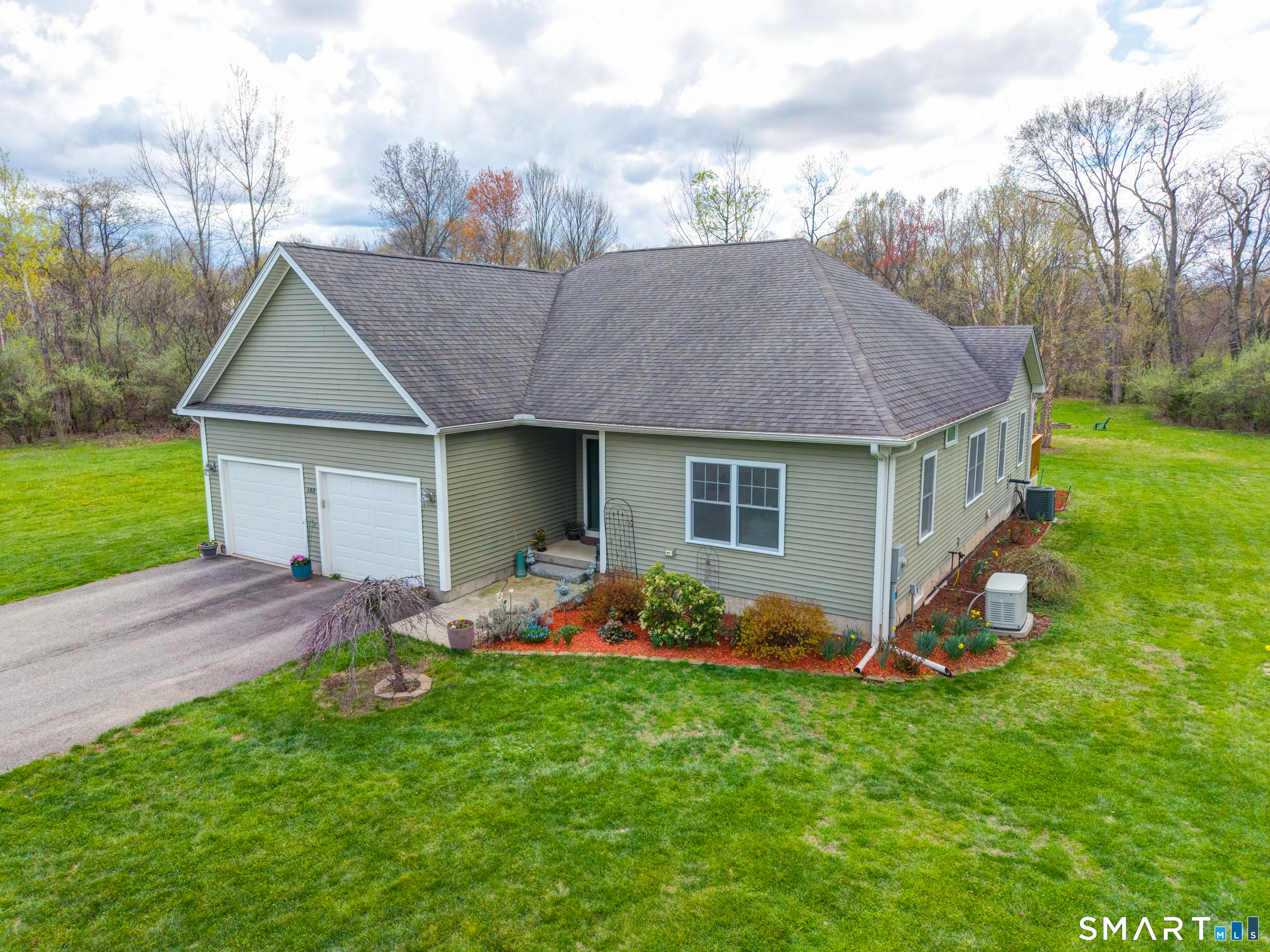140 E Road East Windsor, CT 06016 - Photo 1 of 1