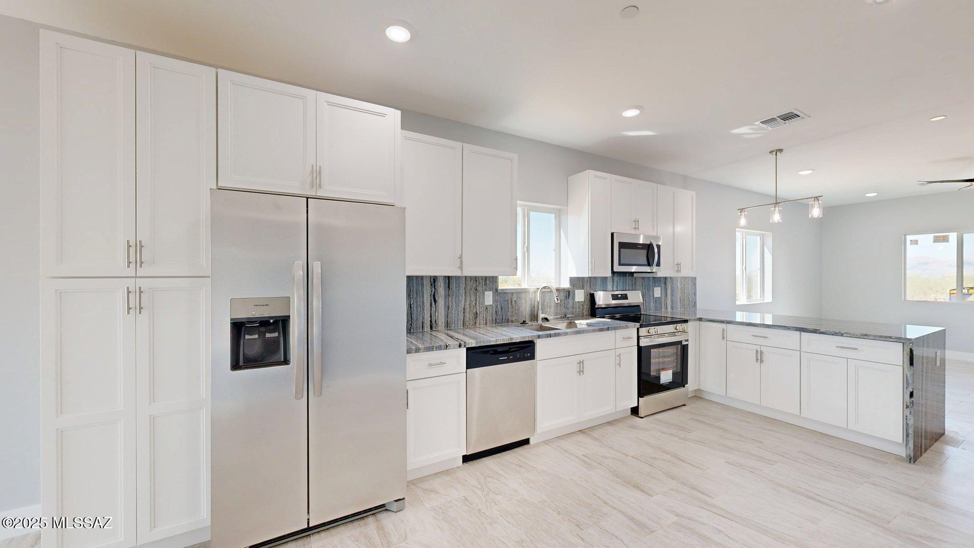 7095 West Los Reales Road Tucson, AZ 85757 - Photo 13 of 31