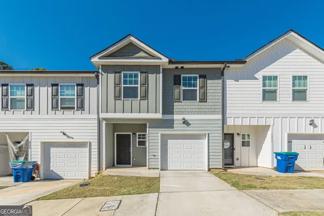 $2,000 | 4957 Elm Brook Drive, Atlanta, GA 30349