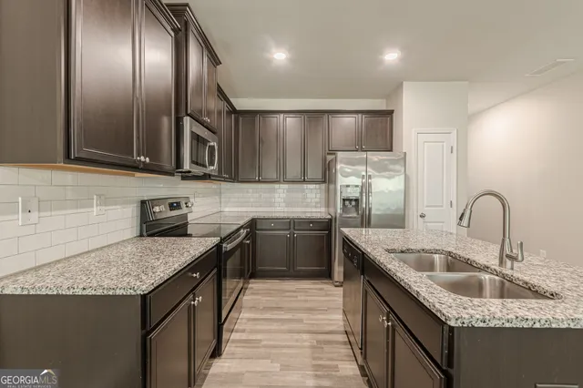 $2,000 | 4957 Elm Brook Drive, Atlanta, GA 30349