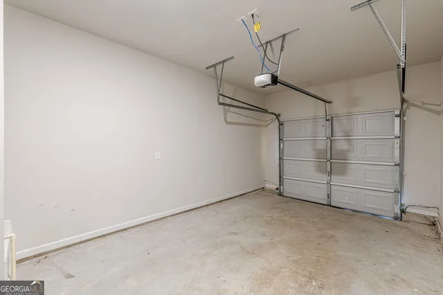 $2,000 | 4957 Elm Brook Drive, Atlanta, GA 30349